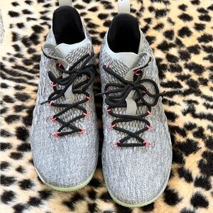 Nike Lebron XV 15 Low Melon Cool Grey Black AO1755-005 SZ 13 M Basketball Shoes
